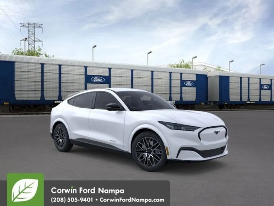 2025 Ford Mustang Mach-E Premium photo 1