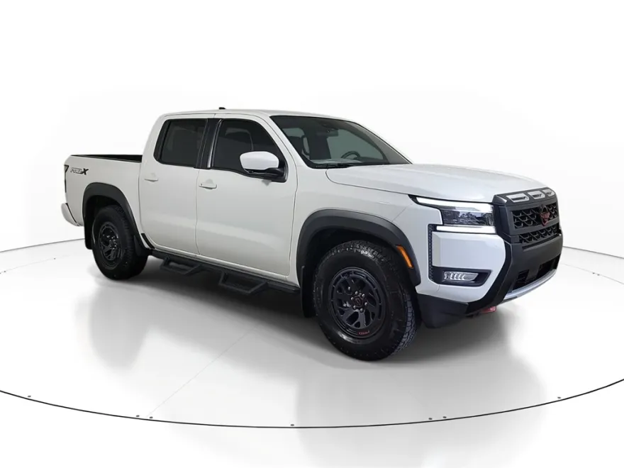 2025 Nissan Frontier PRO-X photo 1