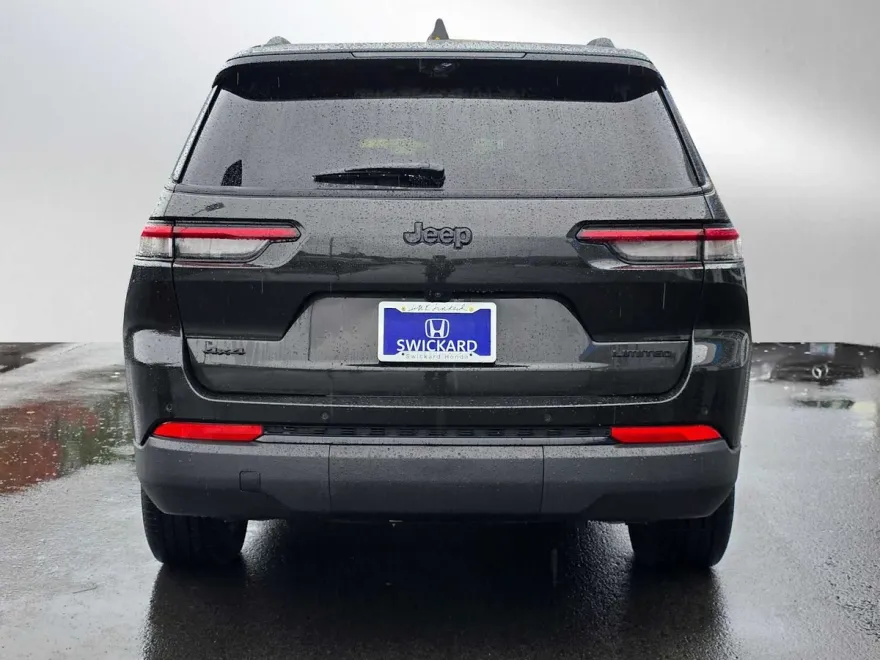 2024 Jeep Grand Cherokee Limited photo 1