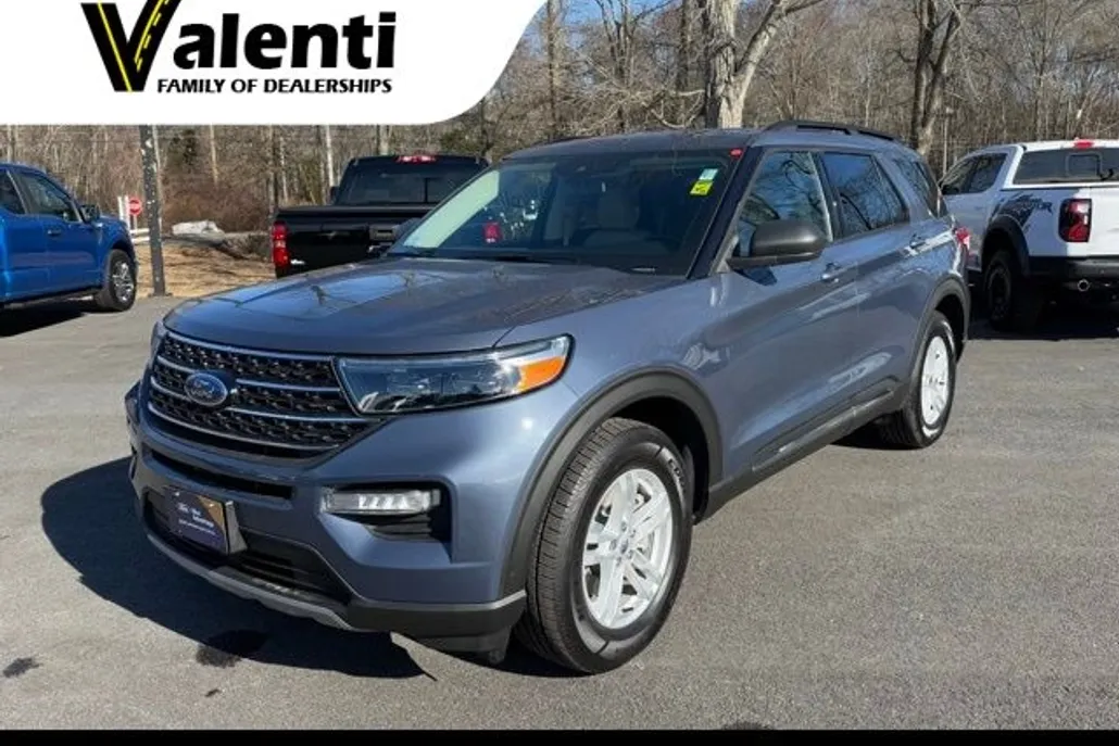 2021 Ford Explorer XLT photo 1