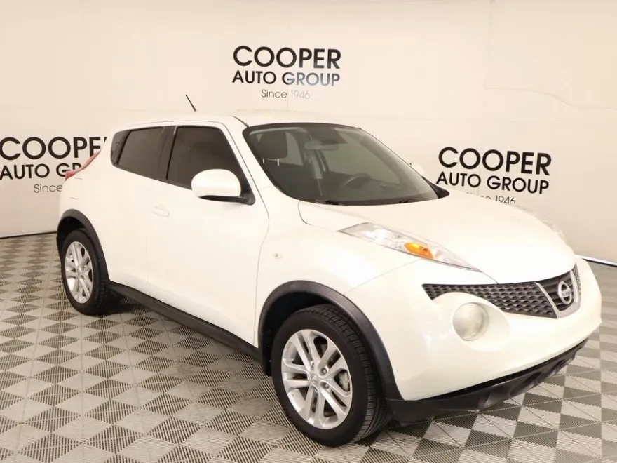 2014 Nissan Juke S photo 1