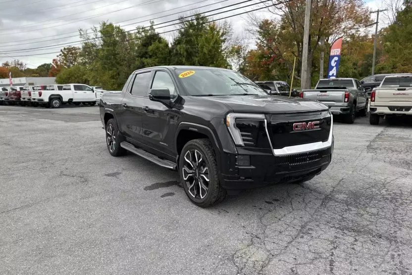 2026 Gmc Sierra EV Denali photo 1