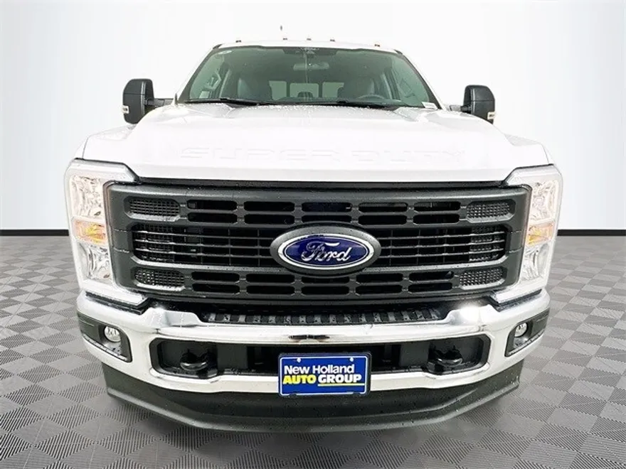 2026 Ford F-350 XL photo 1