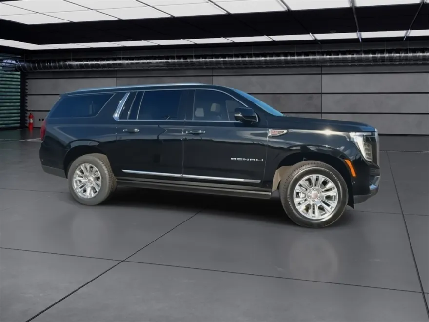 2025 Gmc Yukon XL Denali photo 1