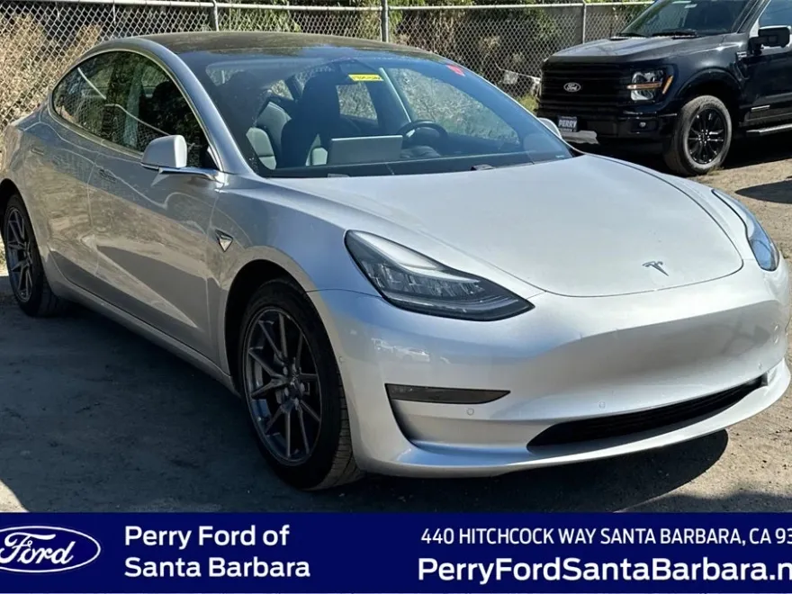 2018 Tesla Model 3 Long Range photo 1