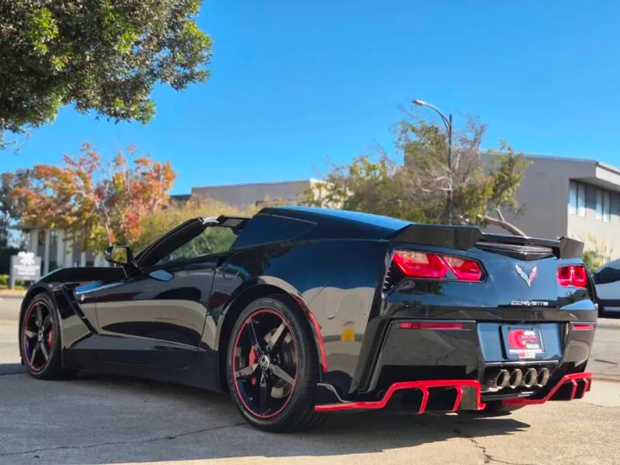 2014 Chevrolet Corvette Stingray 1LT photo 1