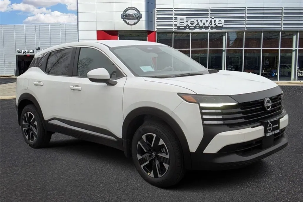 2025 Nissan Kicks SV photo 1