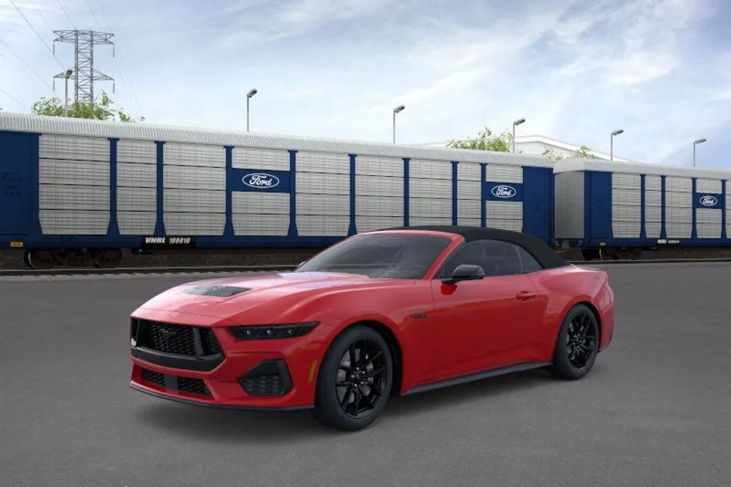 2025 Ford Mustang GT Premium Convertible photo 1
