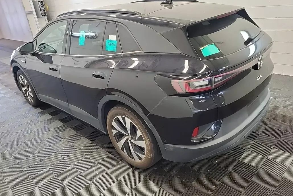 2023 Volkswagen ID.4 Pro photo 1