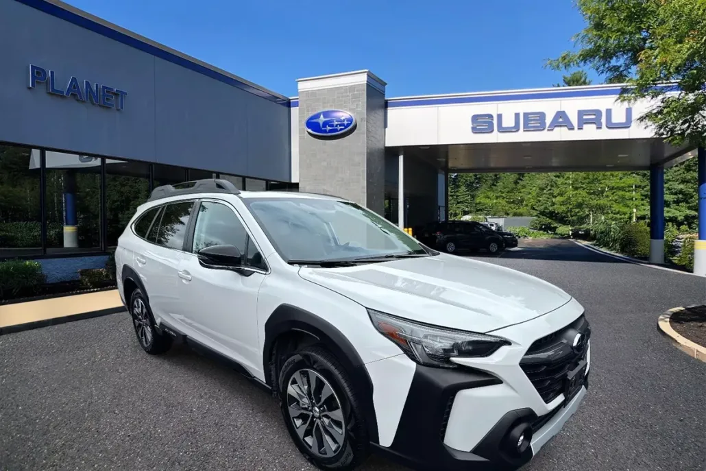 2024 Subaru Outback Limited photo 1