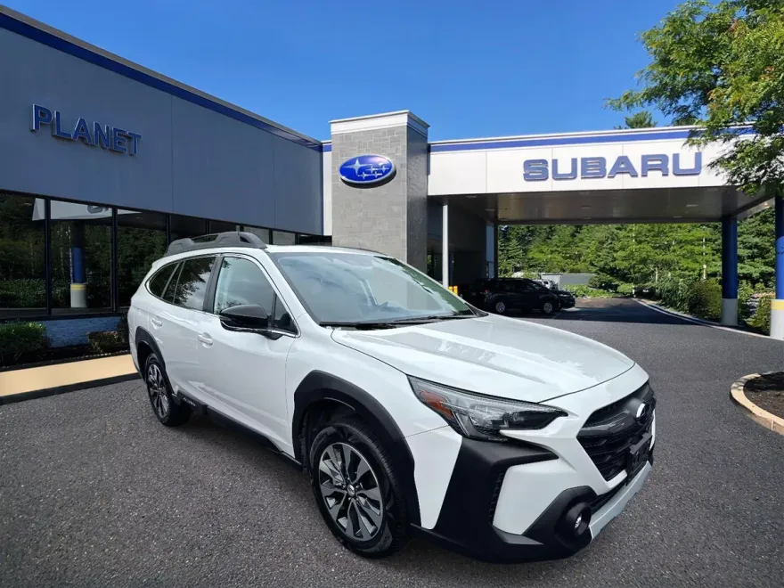 2024 Subaru Outback Limited photo 1