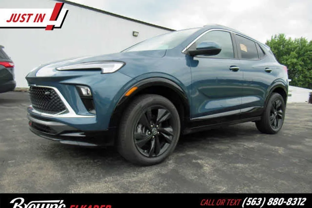 2024 Buick Encore GX Sport Touring photo 1