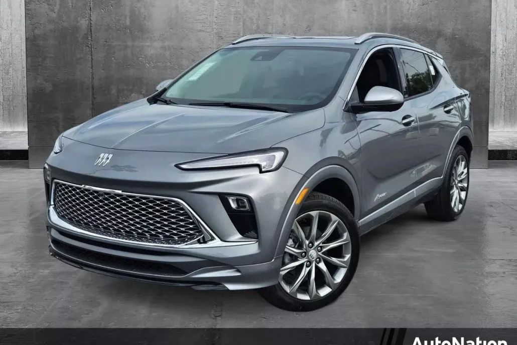 2025 Buick Encore GX Avenir photo 1