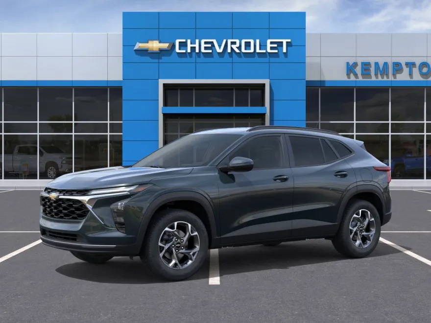 2026 Chevrolet Trax LT photo 1