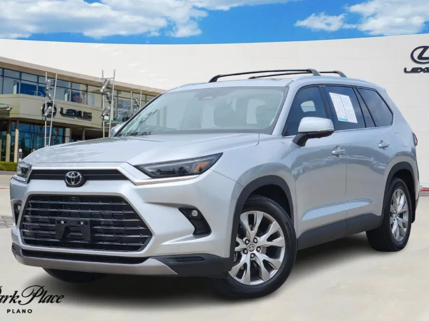 2024 Toyota Highlander Hybrid Limited photo 1