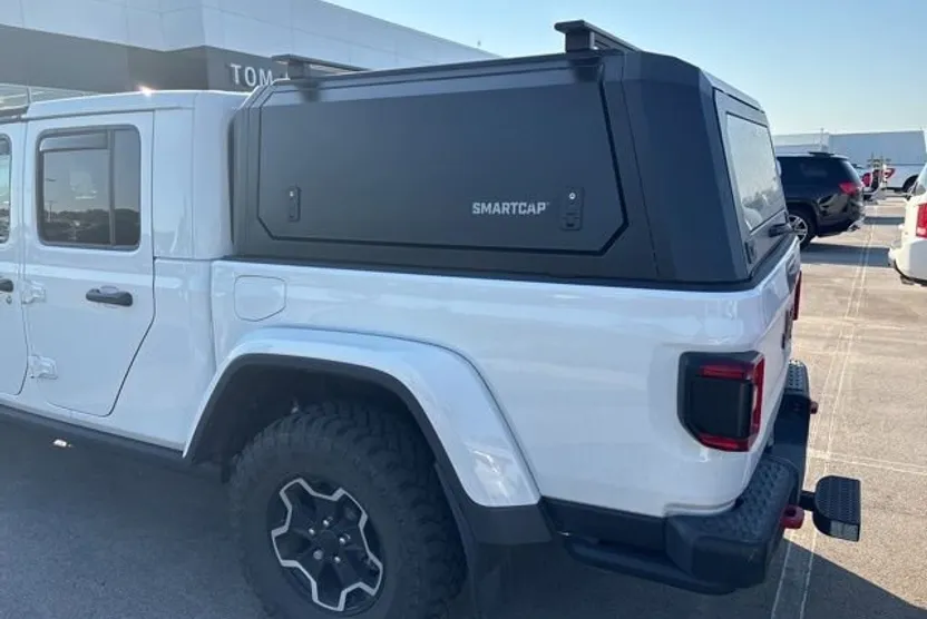2021 Jeep Gladiator Rubicon photo 1