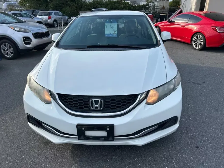 2013 Honda Civic LX photo 1