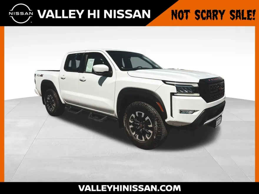 2024 Nissan Frontier PRO-4X photo 1
