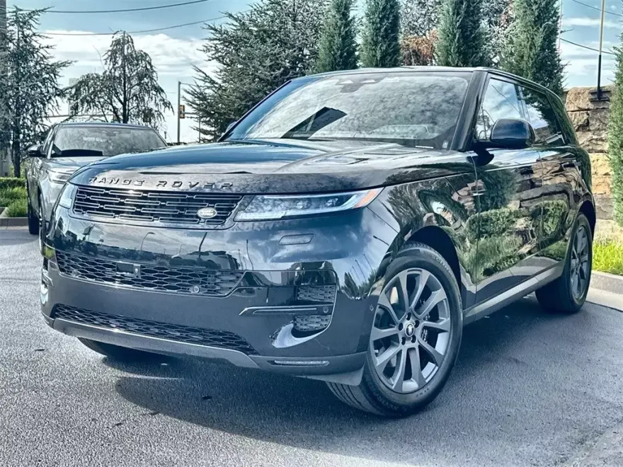 2025 Land Rover Range Rover Sport SE photo 1