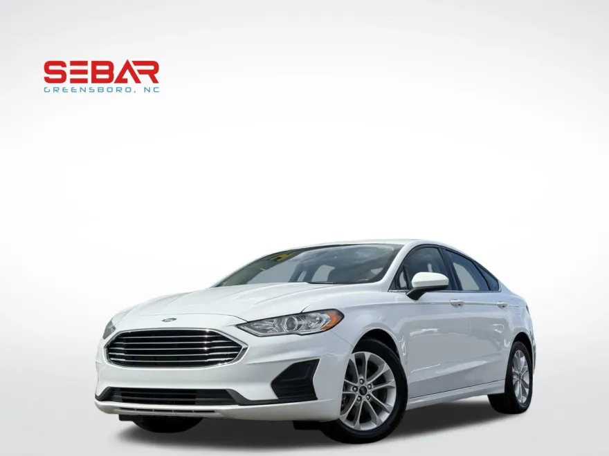 2020 Ford Fusion SE photo 1