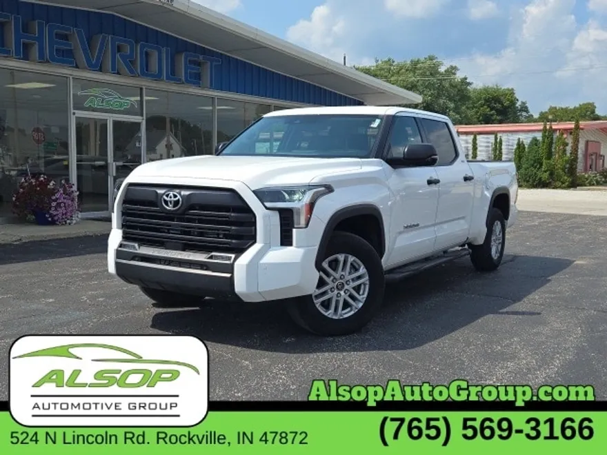 2024 Toyota Tundra SR5 photo 1