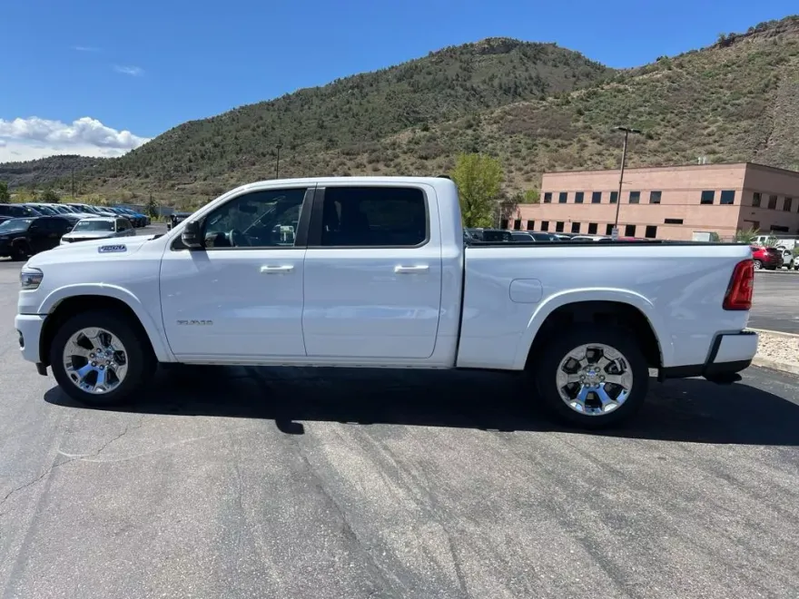 2025 Ram 1500 Big Horn photo 4