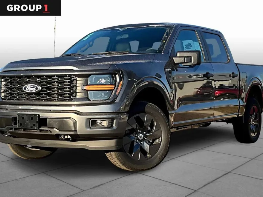 2025 Ford F-150 STX photo 1