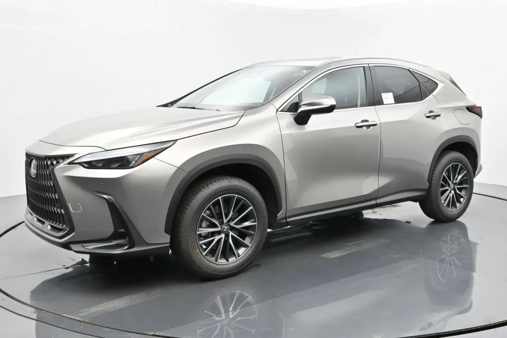 2025 Lexus NX 350 photo 1