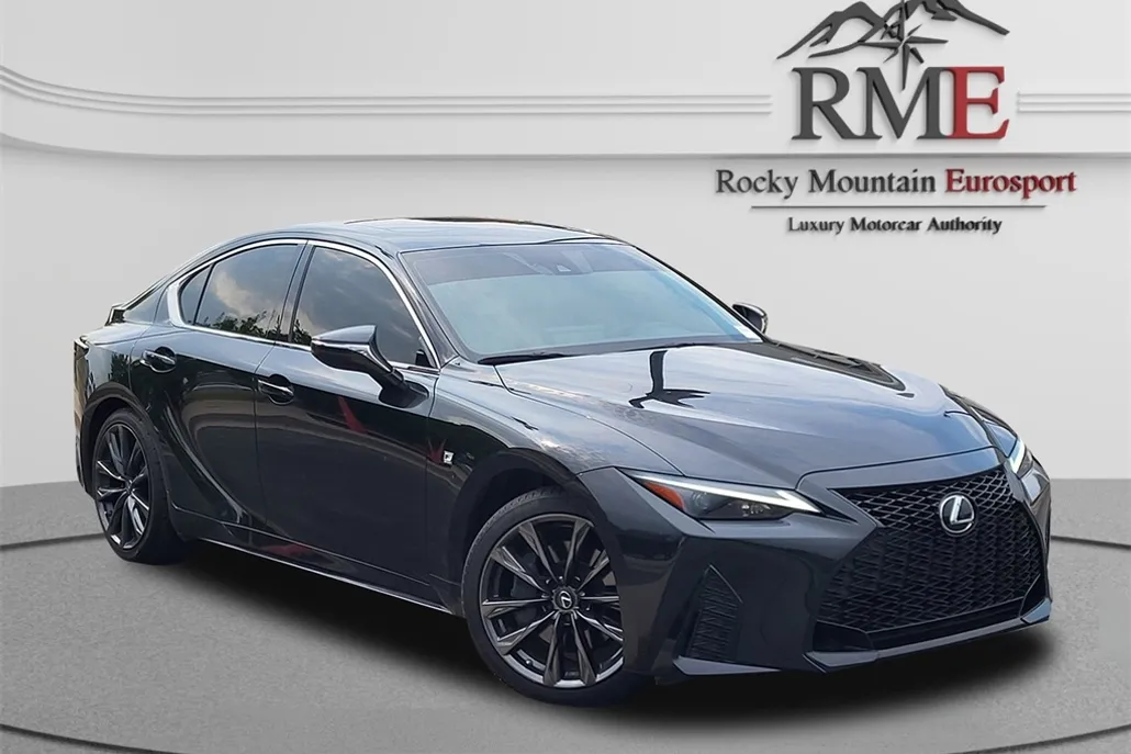 2022 Lexus IS 350 F SPORT photo 1