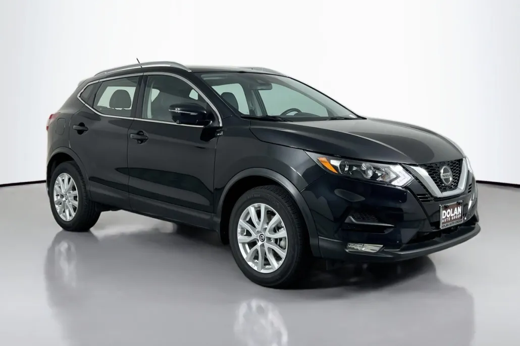 2022 Nissan Rogue Sport SV photo 1