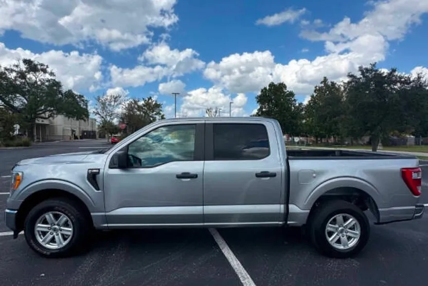 2021 Ford F-150 XL photo 1