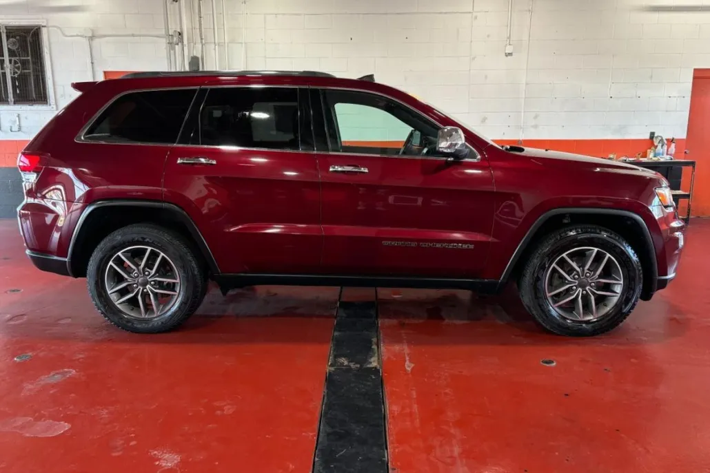 2020 Jeep Grand Cherokee Limited photo 1