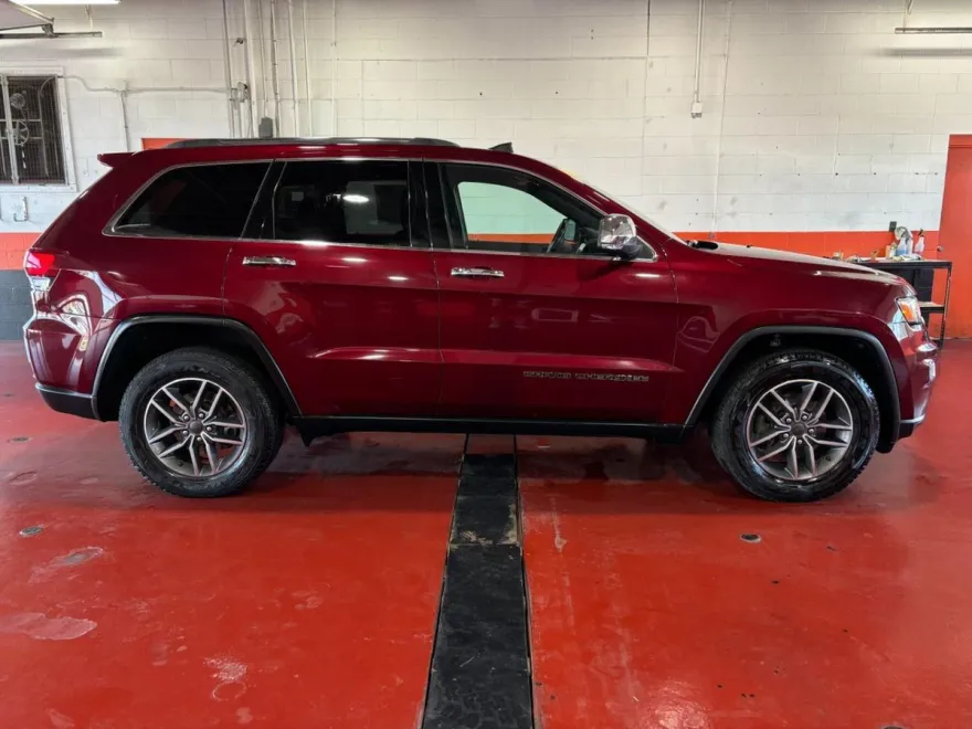 2020 Jeep Grand Cherokee Limited photo 1