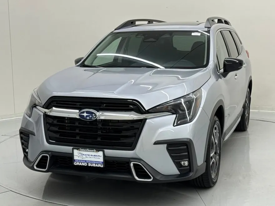 2025 Subaru Ascent Touring photo 1
