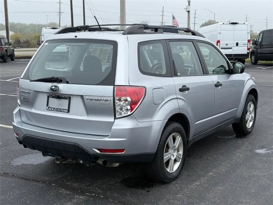 2013 Subaru Forester 2.5X photo 1