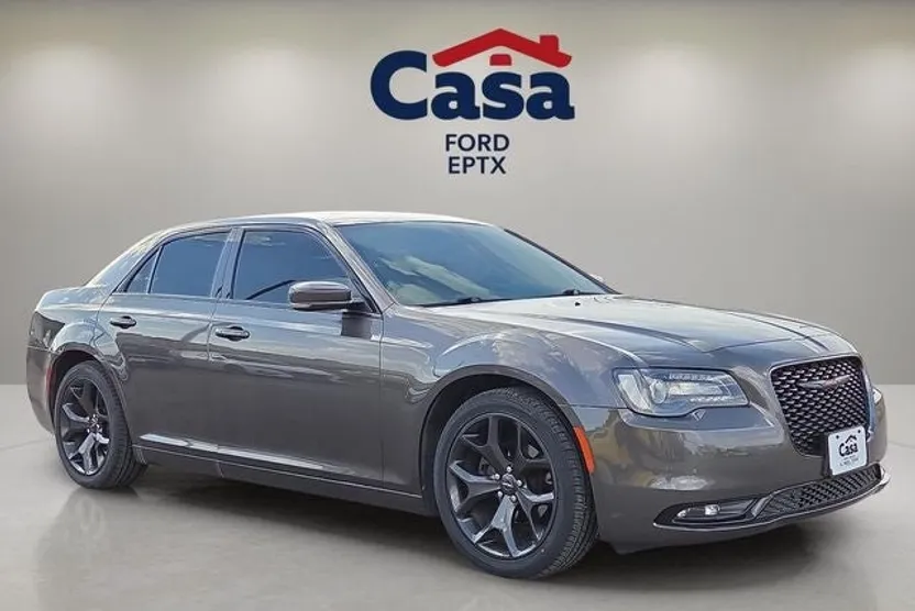 2021 Chrysler 300 S photo 1