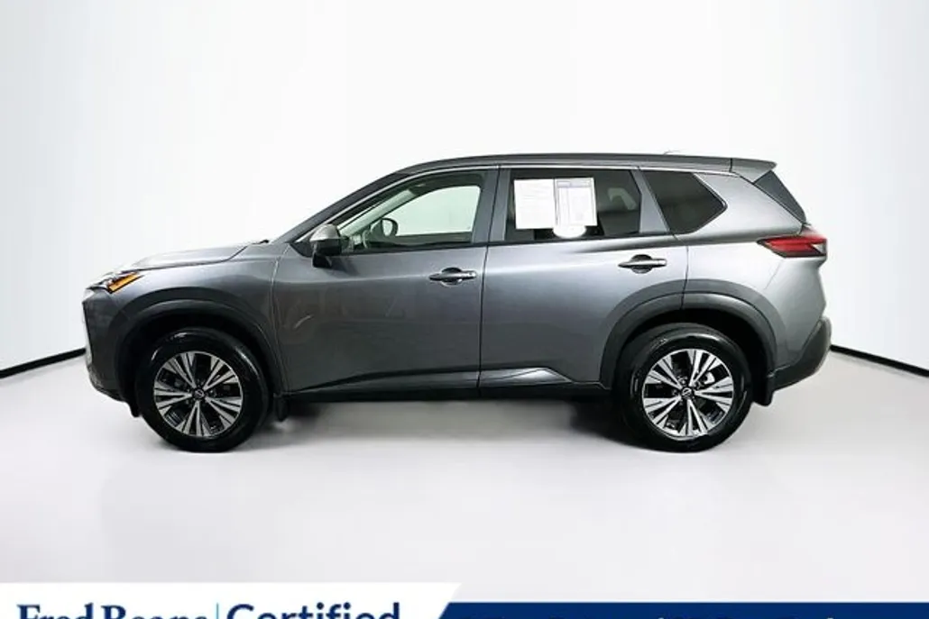 2023 Nissan Rogue SV photo 1