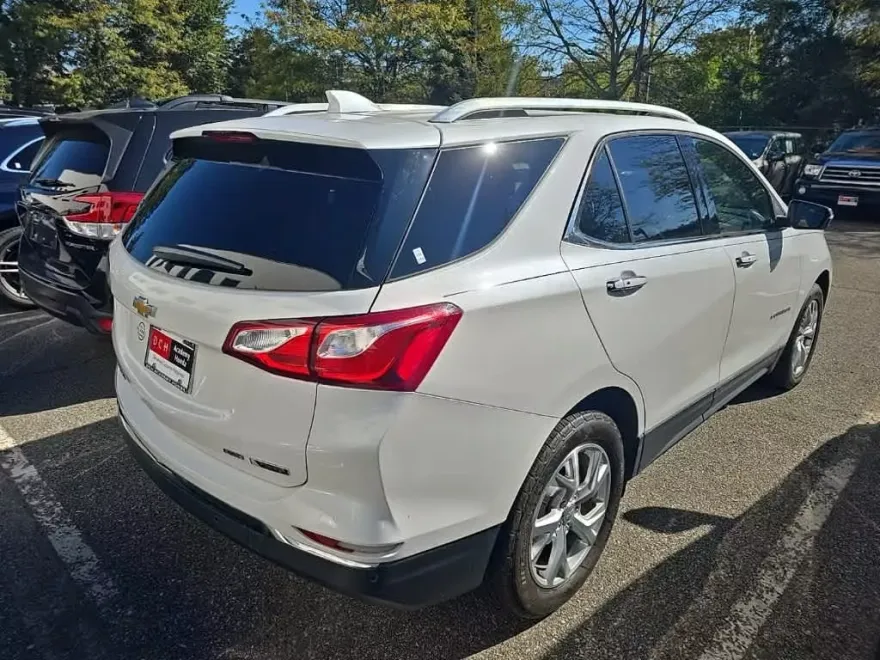 2018 Chevrolet Equinox Premier photo 1