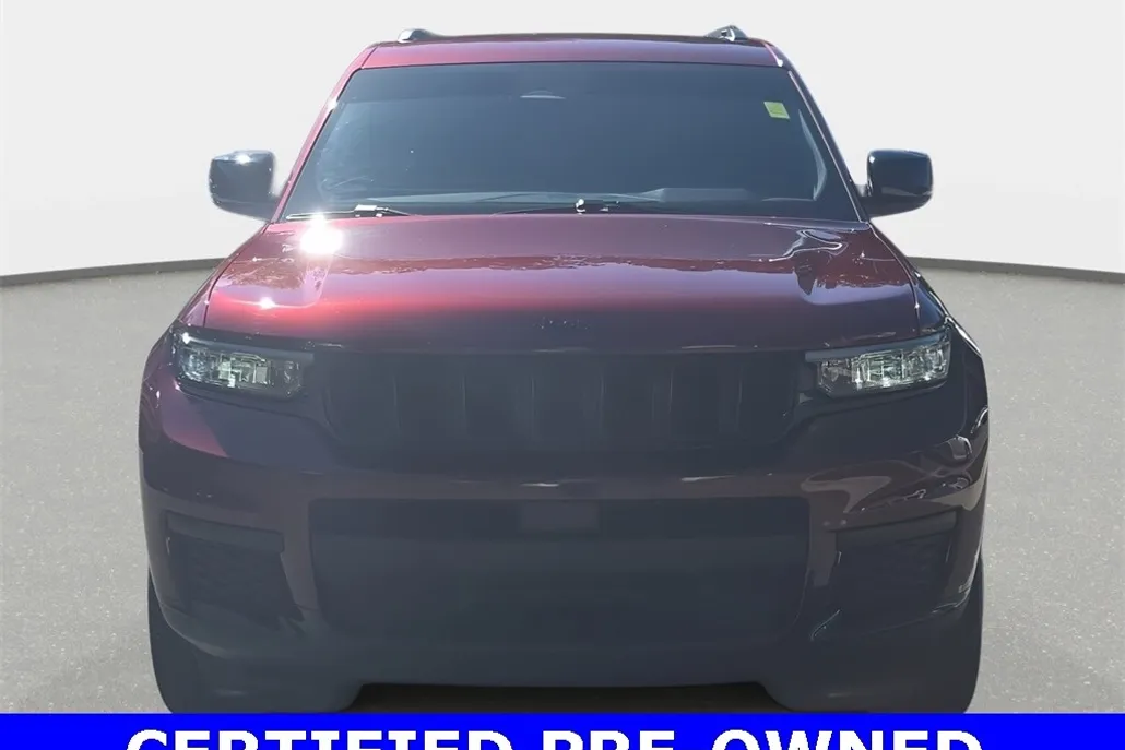 2023 Jeep Grand Cherokee Altitude photo 1