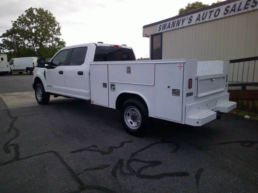 2022 Ford F-250 XL photo 1