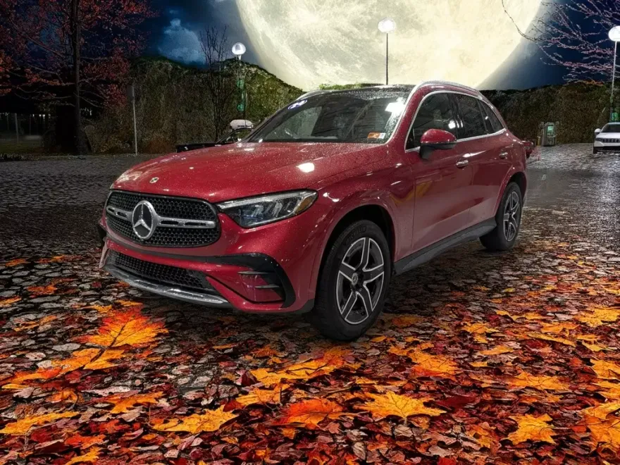 2024 Mercedes Benz GLC 300 4MATIC photo 1