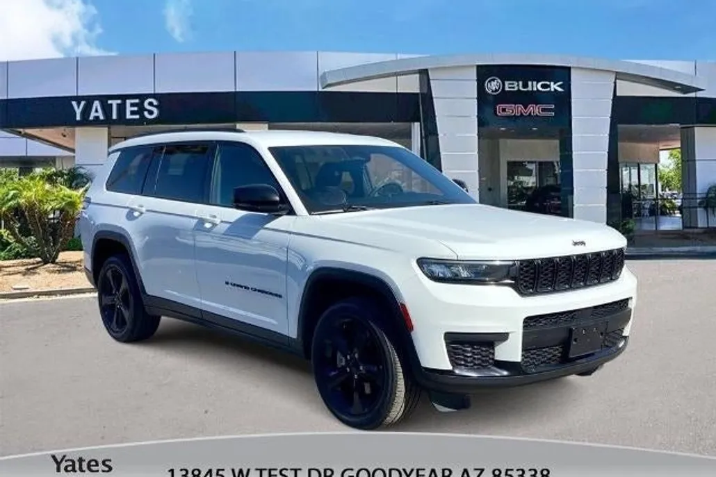 2023 Jeep Grand Cherokee Altitude photo 1