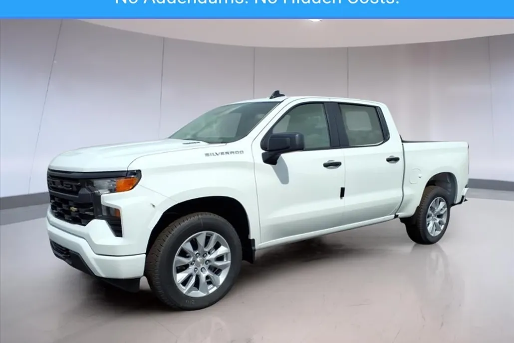 2026 Chevrolet Silverado 1500 Custom photo 1