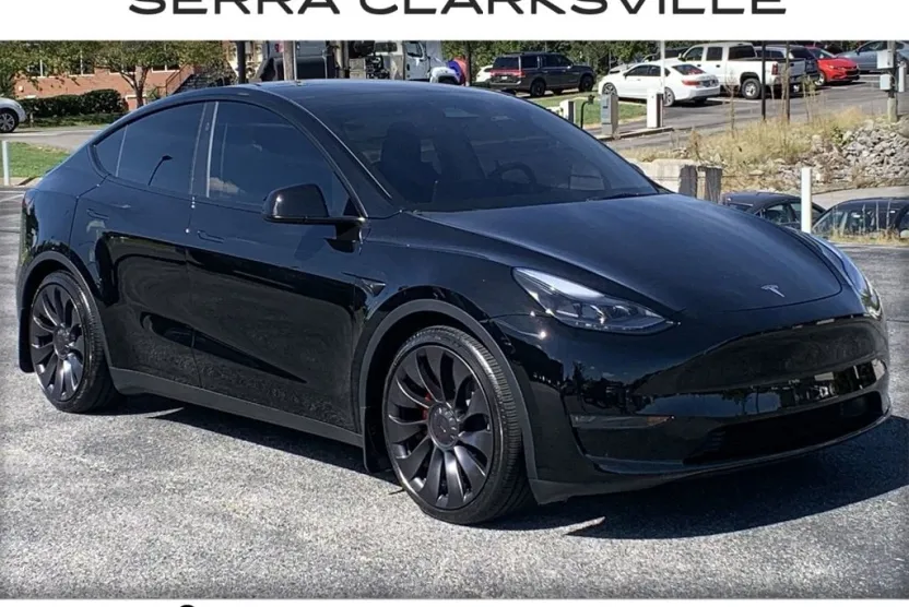 2025 Tesla Model Y Performance photo 1