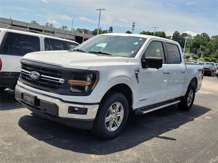 2024 Ford F-150 XLT photo 1