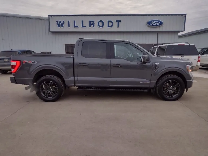 2021 Ford F-150 Lariat photo 1
