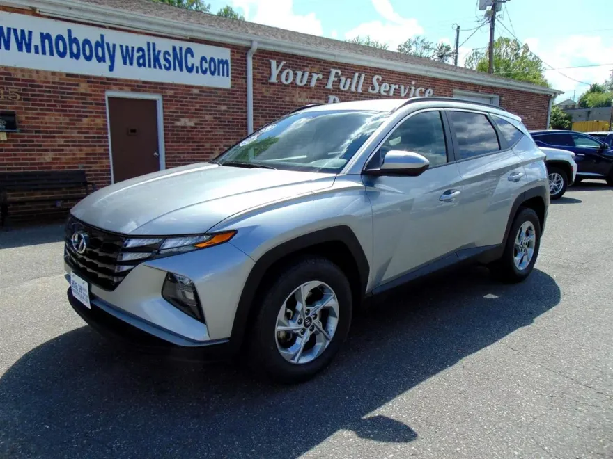 2024 Hyundai Tucson SEL photo 1