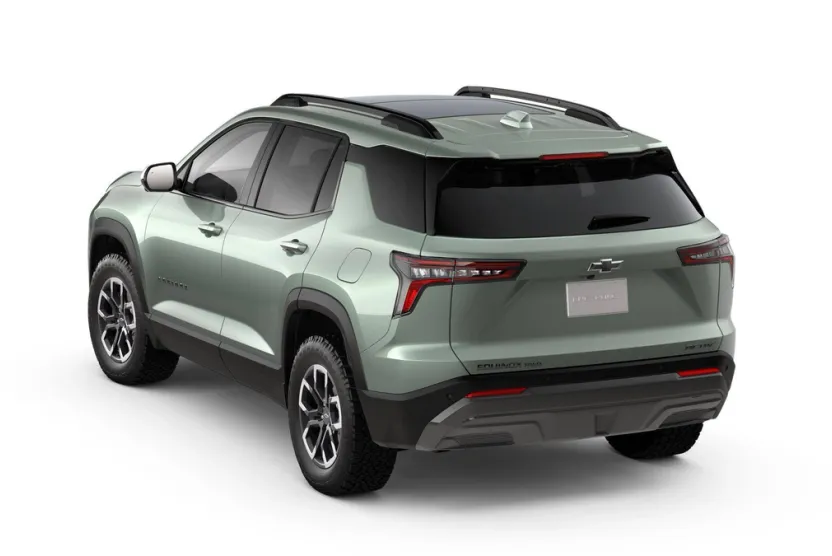 2026 Chevrolet Equinox ACTIV photo 1