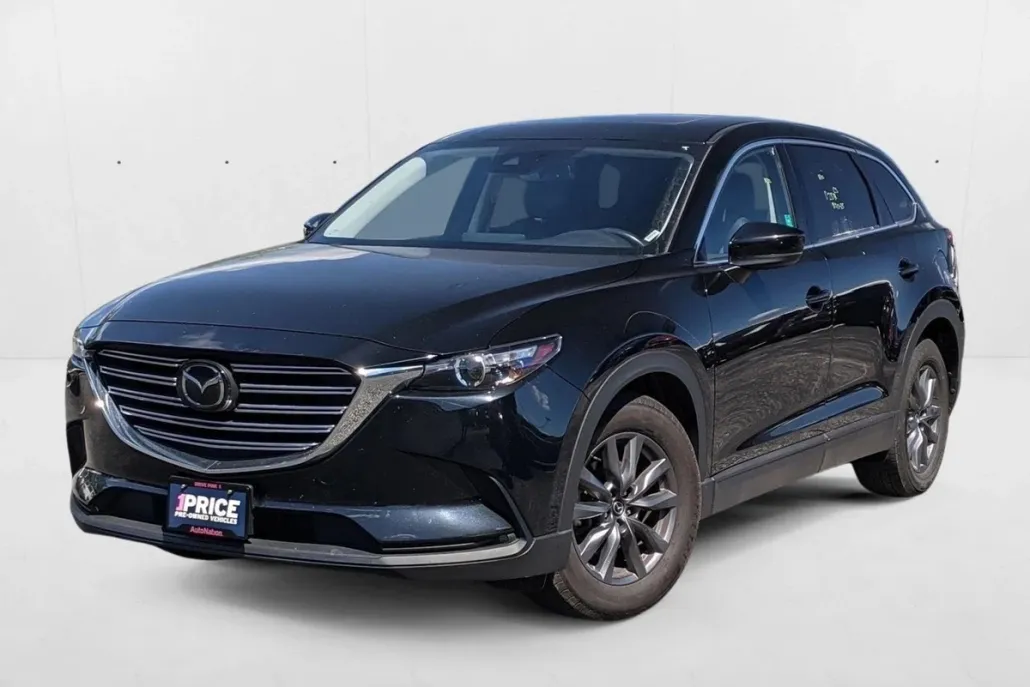 2023 Mazda CX-9 Touring photo 1