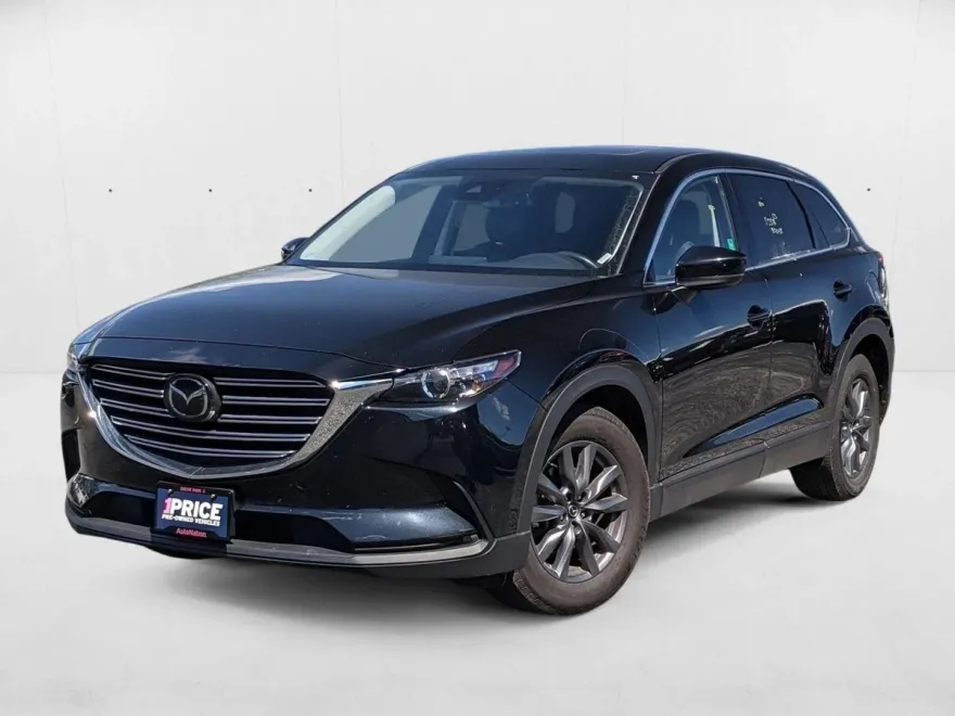2023 Mazda CX-9 Touring photo 1
